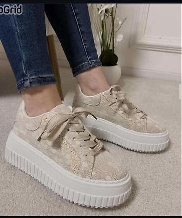 cipele za plivanje: Ženske patike na platformu – bež - Dizajn: nežan bež ton sa — 1