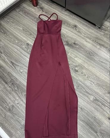 Kupaći kostimi: Veoma lepa haljina S veličine. Malo se odšila u pojasu na par mesta pa — 2