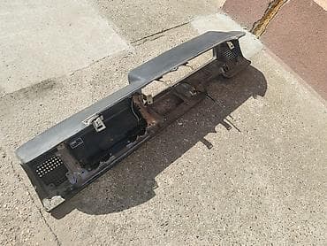 Kancelarijski nameštaj: Instrument tabla Lada 2107 Riva, Lada 2104 Karavan br.1. Polovno — 10