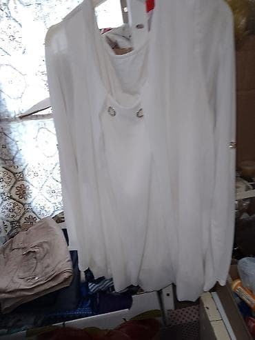 Ženska obuća: Bela ženska bluza sa dvostrukim slojem - Model: elegantna bluza sa — 1