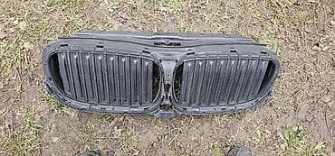 MASKA USISNIK G11 G12 ZA BMW SERIJA 7 | BMW 7 g11 g12 maska rešetka at lalafo.rs MASKA USISNIK G11 G12 ZA BMW SERIJA 7 | BMW 7 g11 g12 maska rešetka