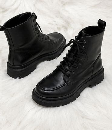 sebago cipele beograd: Crne čizme sa pertlama par puta nošene, kap nove– unisex, urbani — 3