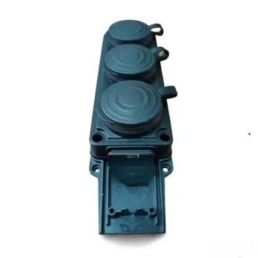 pretvarac 24 na 220: Specifikacija: Snaga : 16A Napon : 220V Priključci : 3 Zaštita : IP44 — 4