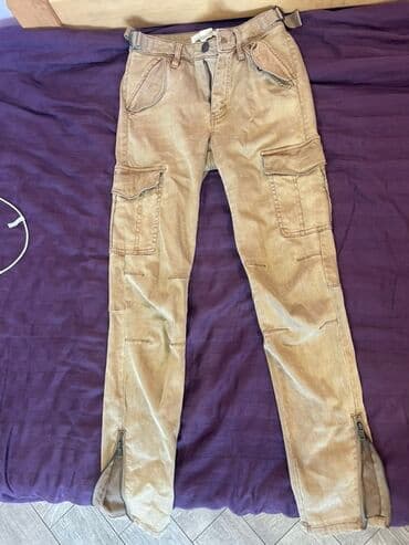 polovne trenerke muske: Ženske uske cargo pantalone u bež/peščanoj boji. - Materijal — 1