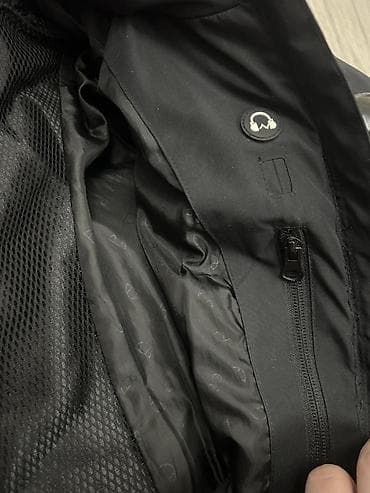 pilot jakne: Ellesse zimska jakna, veličina L - Boja: crna, kombinacija mat i — 4