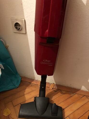 zvucnik i mikrofon: Uspravni usisivač Omega Contur 1400W. Praktičan je za usisavanje — 1