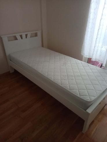 set od tri stocica: Jednokrevetni krevet sa dušekom - Dimenzije okvira: za standardni — 2