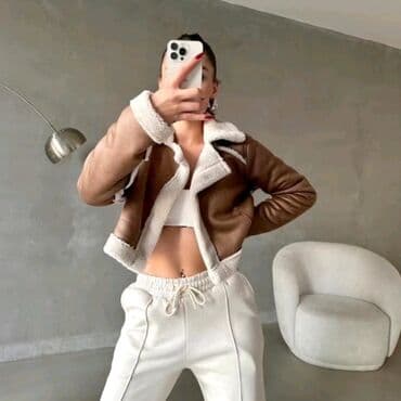 h m ženske zimske jakne: 4800din s m l
Postavljena — 1