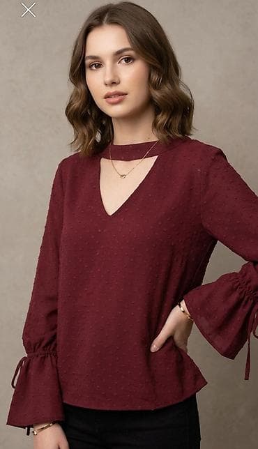 Ženska bluza u boji bordo vina, elegantnog kroja. - Materijal: lagan