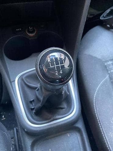 tigar gume vranje: RUCICA MENJACA ZA VOLKSWAGEN POLO OD 2009. DO 2017. GOD. | Rucica — 1