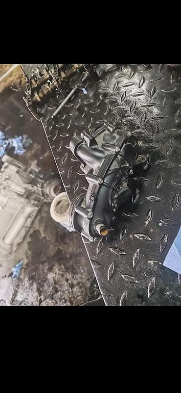 termostat audi a4 b8 2.0 tdi 143km: AUDI Q7 3.0 TDI CRTC KUCISTE TERMOSTATA BM | Audi q7 q5 q3 q2 A1 A3 — 2