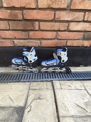 stitnici za rolere za devojcice: Roleri na 4 točka (in-line), plavo‑beli - Tip: podesivi roleri sa 4 — 1