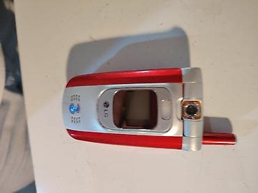 polovni ajfon telefoni cene: LG preklopni mobilni telefon (crveno‑srebrni), sa spoljnim ekranom i — 2