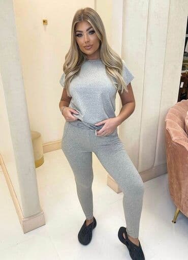 zenski kompleti katrin: 2000 din — 2