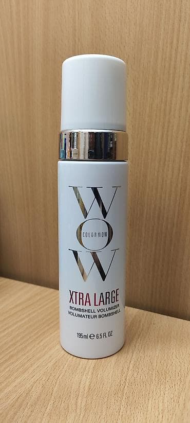 Prodajem Color Wow Xtra Large Bombshell Volumizer penu za stilizovanje