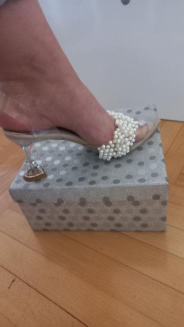 pandora narukvice srce: Silikonske sandale 37 broj, na prodaju. Jednom obuvene na kratko, jer — 1