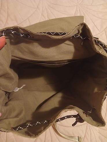 brojanica za bebe: Ruksak – maslinasto zeleni, lagan i prostran - Materijal: glatka — 4