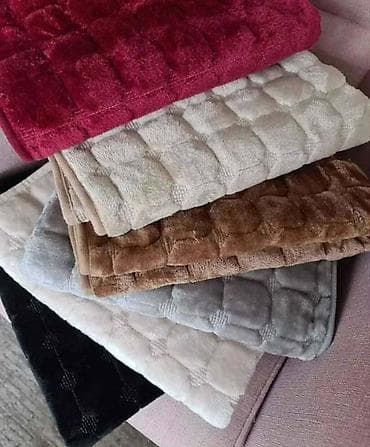 organizer za nakit: Set od 3 plisana flekera 3000 din 
Dimenzije:70x70,
70x150,70x200 — 3