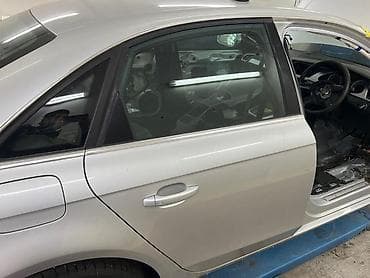 audi a1 rs grill: ZADNJA DESNA VRATA ZA AUDI A4 OD 2007. DO 2011. GOD. | Zadnja desna — 1