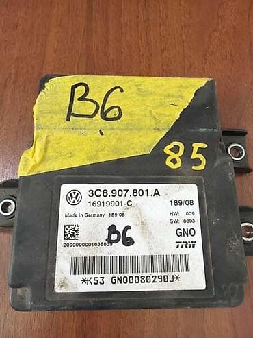 KONTROLNA JEDINICA ZA VOLKSWAGEN PASSAT B6, PASSAT CC - 3C8907801A |