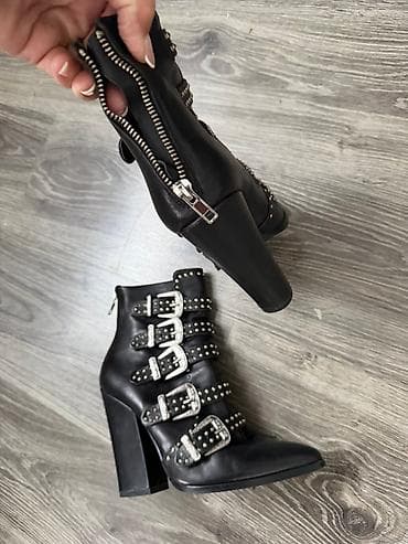 steve madden zlatne sandale: Čizme, 37.5, bоја - Crna — 2
