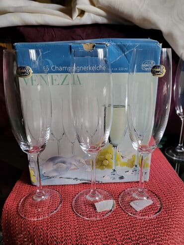 case za viski: Case nove Bohemija kristal,vintaz za vino. Komada 6 u ceni — 2