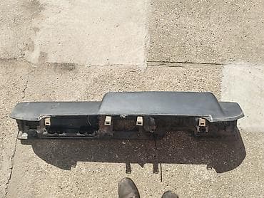 Kancelarijski nameštaj: Instrument tabla Lada 2107 Riva, Lada 2104 Karavan br.1. Polovno — 8