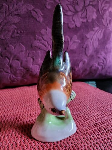 staklene flase cena: Figura nova iz 60ih madjarski porcelan bodrogkereszturi. Visina — 2