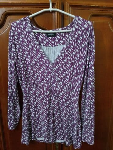 Bluze: Tri za 1000din.po izboru — 12