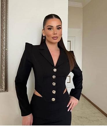 ✅Ženski elegantni kratki sako – korset kroj
✅2500 din