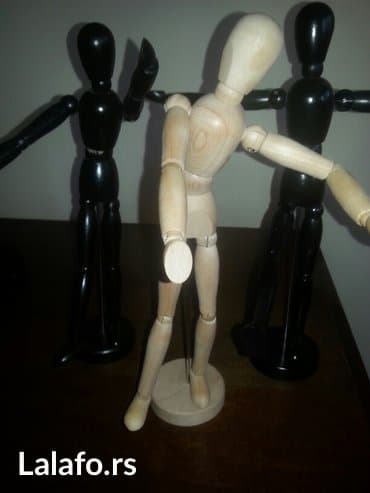Figure: Figure sa pokretnim zglobovima-
Made in italy — 1