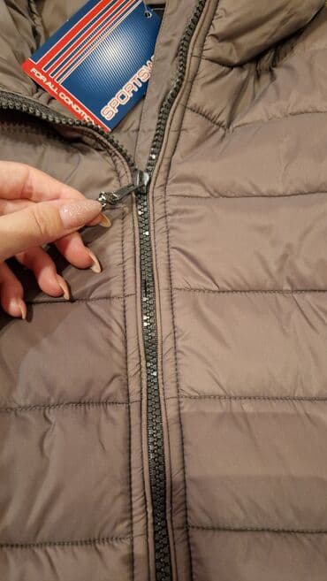 monton jakne: M, Jednobojni, Sa postavom — 4