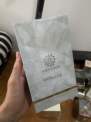 kirki parfem: Amouage Honour – Eau de Parfum za muškarce, 100 ml (3.4 fl oz) Kopija — 1