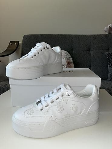 superga patike cena: GUESS bele ženske patike sa platformom - Model: niske patike sa — 4