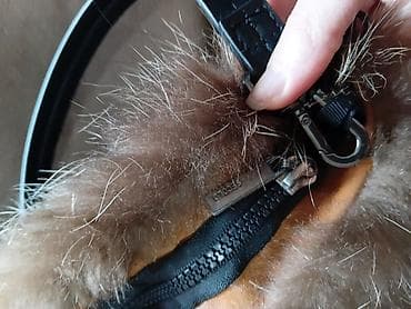 samsonite muska torbica: Plišana torbica sa krznom – polumesec/banana model - Materijal — 9