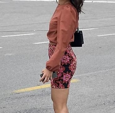 kupaci leopard print: Mini suknja sa floralnim printom XS (34) - Kroj: uska mini suknja — 2