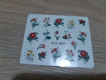 intimissimi srbija cene: Vodene slicice za nokte 
Cena je za komad 20din — 10