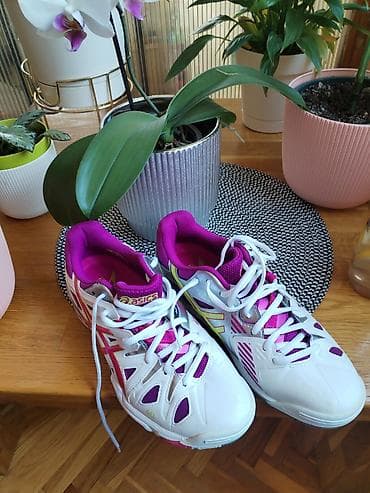 hugo boss patike zenske: ASICS ženske patike za dvoranske sportove – model B452Y (GEL — 2