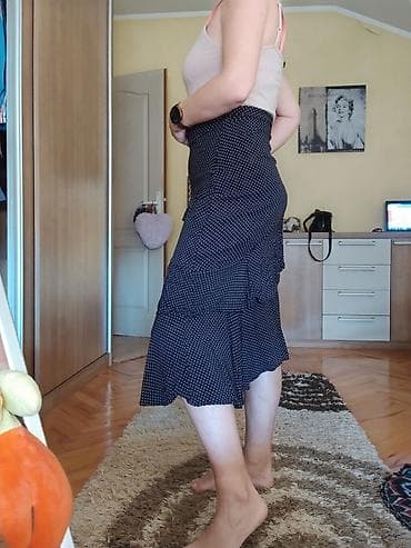 prsluk s: Asimetrična midi suknja na preklop, tamnoplava sa sitnim belim — 2