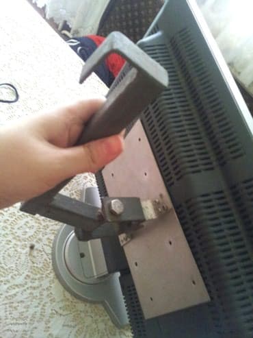 vivax air cooler 3 in 1: Televizor lcd Daytek 20 inch plus nosač Televizor Daytek lcd hd 20" — 2