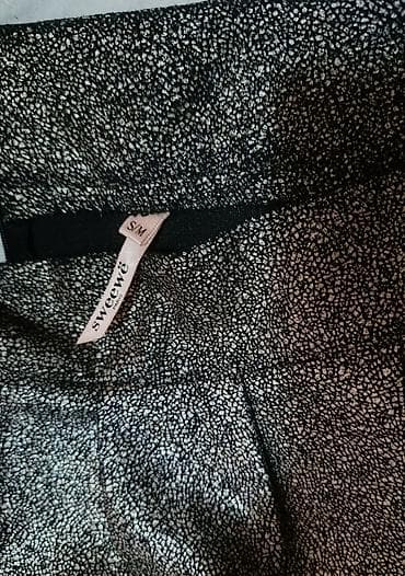 stradivarius s: Mini suknja Sweewë Paris, veličina S/. - Boja/efekat: metalik — 2