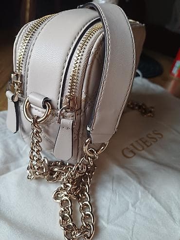new yorker torba za plazu: GUESS crossbody torbica sa prošivenim dezenom - Materijal: veštačka — 6