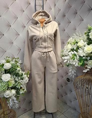 kaputi mona: Ženska trenerka sa kapuljačom, kompletiranom sa duksericom na — 5