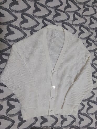 Women's Clothing: Džemper, veličina m — 1