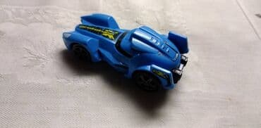 dečiji motor na akumulator: Burago autic GO GEARS za auto pistu frikcioni motor 7 cm. ispravan — 3