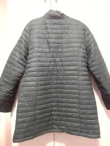 Women's Clothing: Ženska prošivena jakna, sivo-zelene boje. - Kroj: ravna, duža silueta — 2