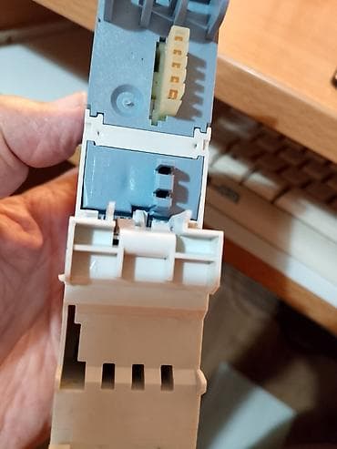 scott elektro: Landis & Staefa PTM1 4D20 – modul sa 4 digitalna izlaza - — 2