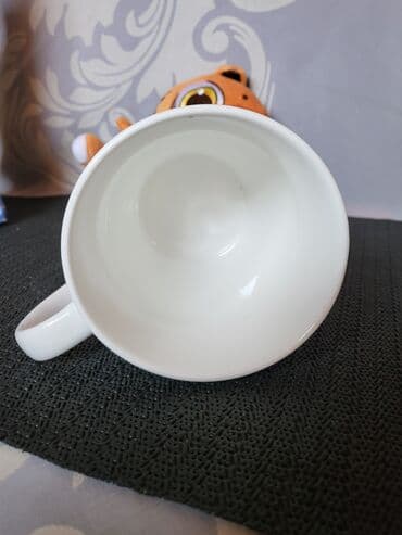 porcelanske solje za caj: Solja nova Heroes porcelanska univerzalna 2017g. Solja sa igrackom — 12