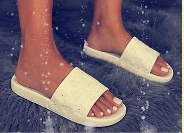 fendi papuce: Ženske klompe/slajd papuče –bež boja. Obuvene samo par puta - — 2