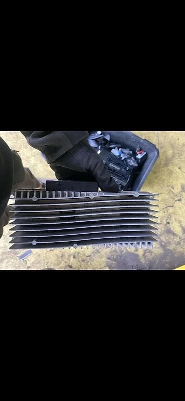 smart auto kupujemprodajem: AUDI A4 A5 Q5 B8 POJACALO 8R0035223F | Audi a1 a3 a4 a5 a6 a7 a8 q5 — 2